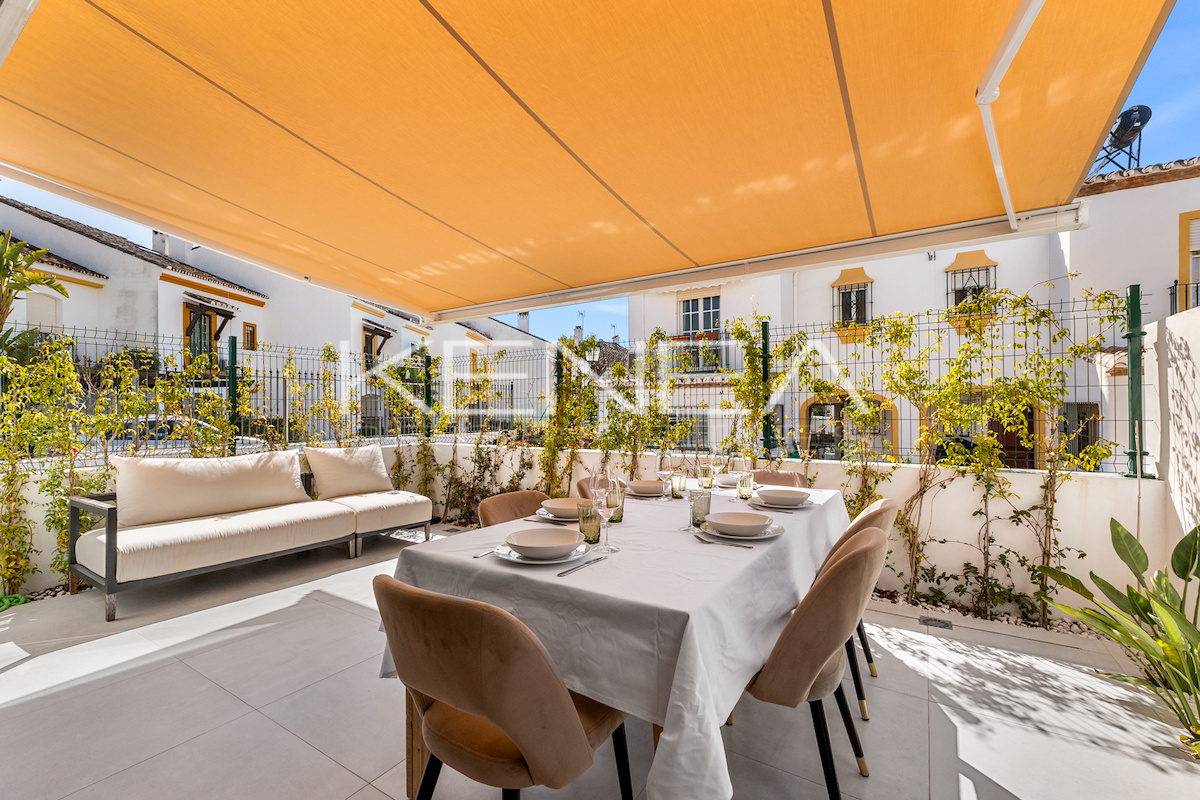 Casa adosada en el Campanario – Estepona